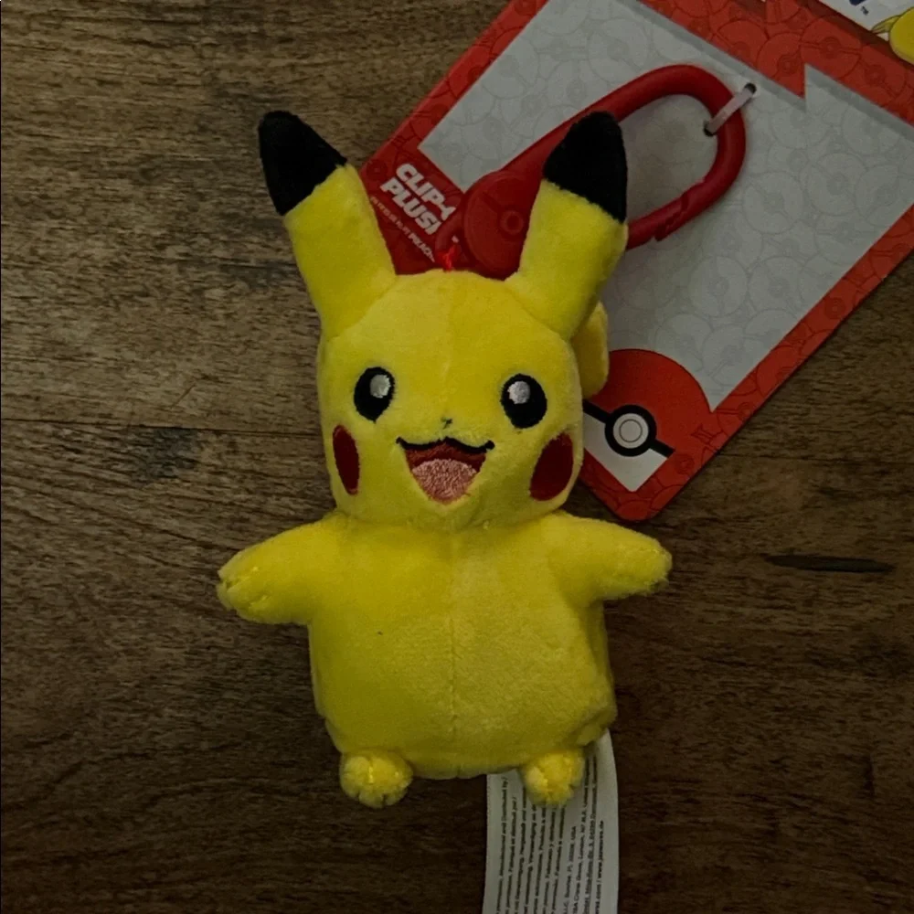 Pokémon Pikachu Keychain Plush